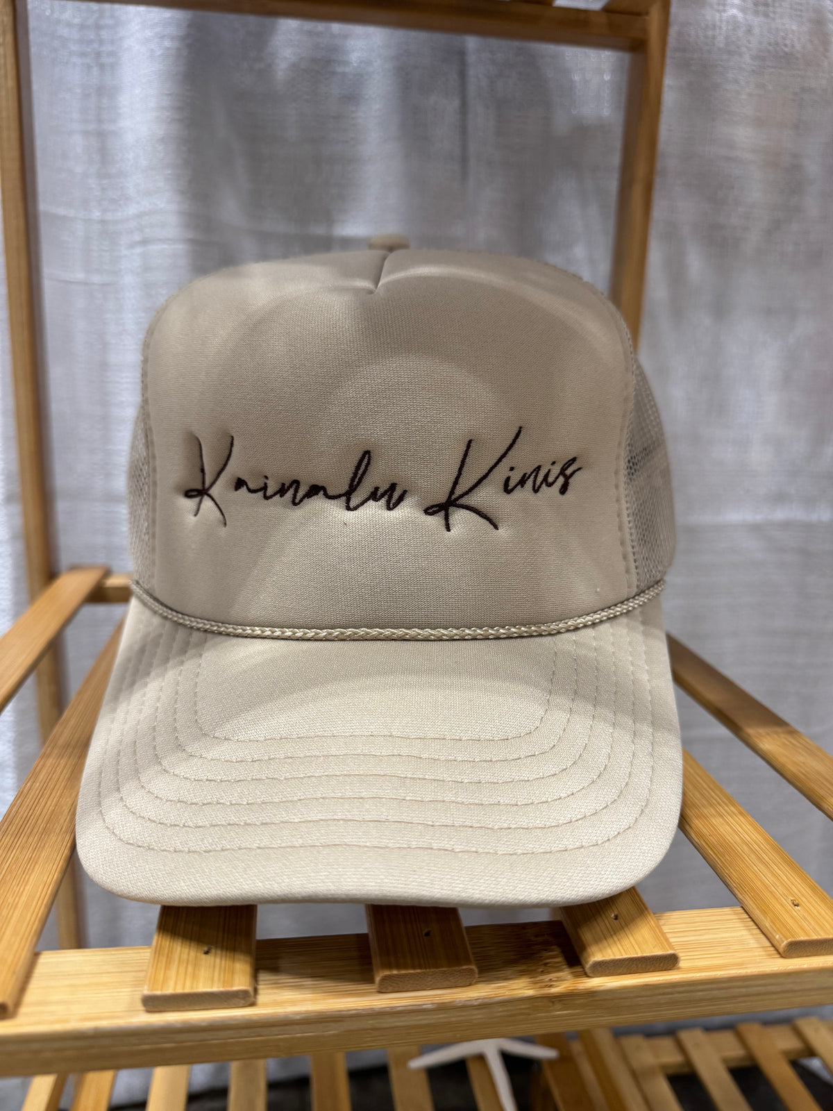 Kainalu Kinis Hat