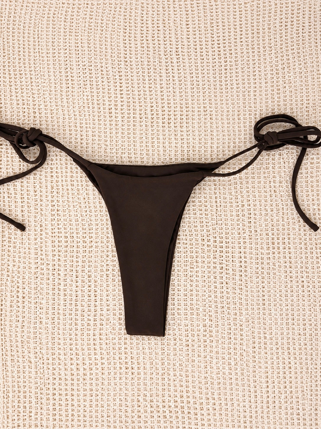 Coconut Tie | Bottom